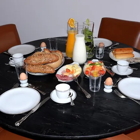 In De Buurt Frühstückspension Waalwijk