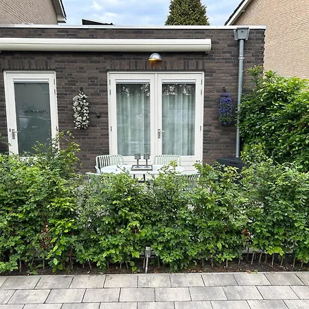 In De Buurt Bed & Breakfast Waalwijk