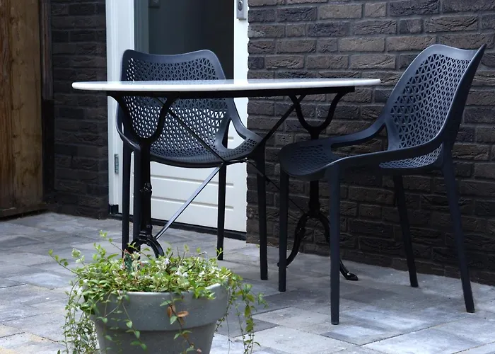 In De Buurt فندق مبيت وإفطار